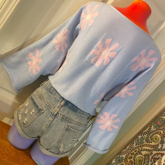 Kawaii Cute Adorable Floral Blue and Pink Knit Sweater - Picture 9 of 12